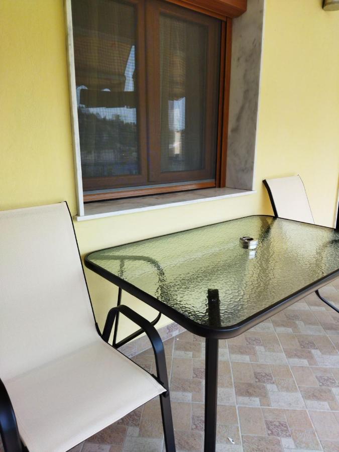 Babis Apartment Cavala Exterior foto